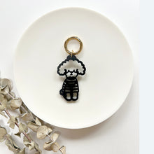 画像をギャラリービューアに読み込む, トイプードル × ボーダー キーホルダー チャーム キーチェーン バッグチャーム|gram(グラム)
