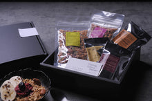 画像をギャラリービューアに読み込む, 2種のグラノーラと3種のグラノーラチョコバーギフト