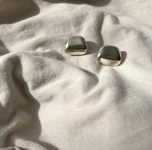 画像をギャラリービューアに読み込む, カーヴィー E2307-05|modium(モーディアム)