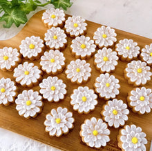 画像をギャラリービューアに読み込む, お花のミニアイシングクッキー|Smile Sweets yurion(スマイルスイーツユリオン)