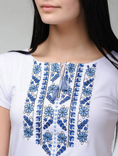 画像をギャラリービューアに読み込む, 刺繡入りT-シャツ|Ukrainian Embroidery Wear ”Mavka”(ウクライナシシュウノアパレル マウカ)