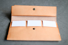 画像をギャラリービューアに読み込む, 余白を愉しむ長財布※小銭入れ付タイプ〈LOCUS-LWC〉|Has(ハズ)