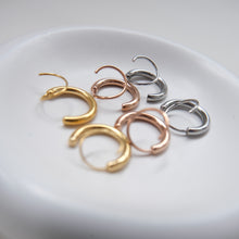 画像をギャラリービューアに読み込む, ステンレスシンプルねじりピアス|HOTARU(ホタル)