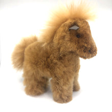 画像をギャラリービューアに読み込む, ベビーアルパカ100% 手作りぬいぐるみ(馬)|ペルー職人仕立て・一点もの|RUNA SHOP(ルナショップ)