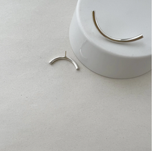 画像をギャラリービューアに読み込む, アシンメトリームーン E2206-01|modium(モーディアム)