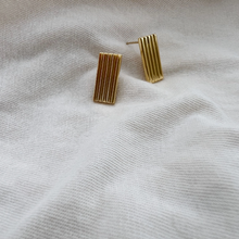 画像をギャラリービューアに読み込む, ストライプレクタングルLG E2206-05|modium(モーディアム)