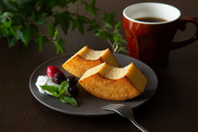 画像をギャラリービューアに読み込む, 米粉バウムクーヘン・プレーン|バウムクーヘン工房 結びの木(バウムクーヘンコウボウムスビノキ)