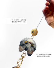 画像をギャラリービューアに読み込む, 羊毛フェルトのグレー猫キーリール|手作り |たろじろ