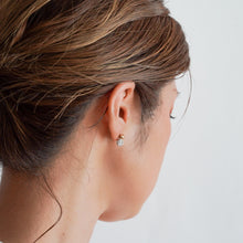 画像をギャラリービューアに読み込む, キラキラパヴェボールとツヤツヤゴールドボールのコンビピアス|BLANCHE NEIGE(ブランシュネージュ)