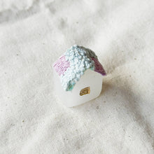 画像をギャラリービューアに読み込む, おかえり|ガラスと草木染め刺繍の小さなオブジェ|misaki kotori glass and thread(ミサキコトリグラスアンドスレッド)