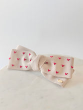 画像をギャラリービューアに読み込む, Little Hearts フランス刺繍 リボンバレッタ|SUNNY RIBBON(サニーリボン)