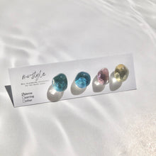 画像をギャラリービューアに読み込む, 水彩鉱石レジンピアス/イヤリングbehind Black|mi-style(ミースタイル)