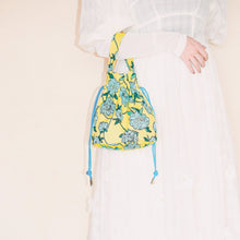 画像をギャラリービューアに読み込む, bucket drawstring bag<Ranunculus>|Cherry on top(チェリーオントップ)