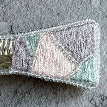 画像をギャラリービューアに読み込む, 刺繍バレッタ《ガラスの欠片》|mizuki(ミズキ)