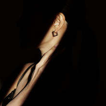 画像をギャラリービューアに読み込む, Framed Square Piercing|Lyvi(ライヴィ)