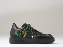 画像をギャラリービューアに読み込む, 西陣織×本革スニーカー 金襴若松文|KAVKIMONO(カブキモノ)