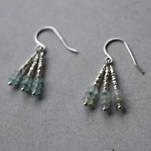 画像をギャラリービューアに読み込む, ローマングラスとカレンシルバーのフリンジピアス|YEAH.JAPAN(イエアジャパン)