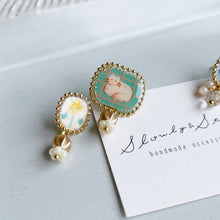 画像をギャラリービューアに読み込む, ネコとお花ピアス グリーン|slowly&starry(スローリーアンドスターリー)