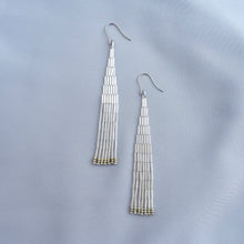 画像をギャラリービューアに読み込む, シルバーのロングビーズフリンジピアス / イヤリング |Ahki Beadwork(アーキービーズワーク)