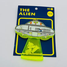 画像をギャラリービューアに読み込む, エイリアンマザーシップキーリング|PINEMA(ピネマ)