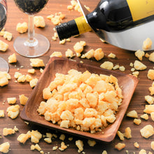 画像をギャラリービューアに読み込む, ゴーダビンテージクラッシュドスモークチーズ 50g|HENRYM BAR MEALS(ヘンリムバーミールズ)