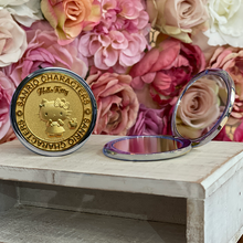 画像をギャラリービューアに読み込む, コンパクトミラーS・ハローキティ (シルバー・バージョン)|Cuprum by ISHIWATA(クプラム バイ イシワタ)