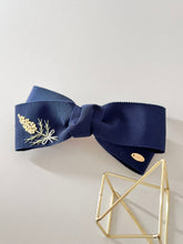 画像をギャラリービューアに読み込む, ミモザの小さな花束 フランス刺繍 リボンバレッタ|SUNNY RIBBON(サニーリボン)