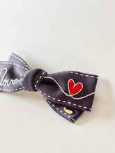 画像をギャラリービューアに読み込む, LOVE LOVE LOVE フランス刺繍 リボンバレッタ|SUNNY RIBBON(サニーリボン)