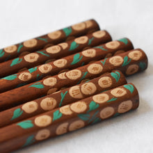 画像をギャラリービューアに読み込む, 白椿柄/うるしのおはし|warped(ワープド)