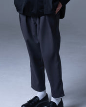 画像をギャラリービューアに読み込む, ギャバジンテーパードイージートラウザー |BEXIST(ベグジット)