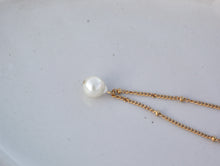 画像をギャラリービューアに読み込む, 「月の雫珠」国産あこや真珠バロックパール*サージカルステンレス・ブレスレット「スタッドチェーン」|ツバメ舎(ツバメシャ)