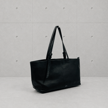 画像をギャラリービューアに読み込む, Wide Tote / Pure Black|MahL(マール)