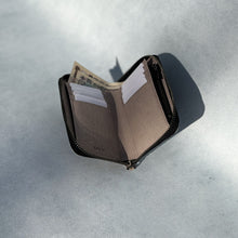 画像をギャラリービューアに読み込む, R zipper mini wallet Rファスナーミニ財布|enrio(エンリオ)