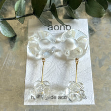 画像をギャラリービューアに読み込む, シュガーポム ゆれるイヤーカフ2個セット|aono earcuff and design(アオノイヤーカフアンドデザイン)