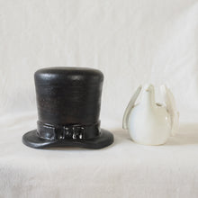 画像をギャラリービューアに読み込む, シルクハットとハトの花瓶セット|とうげい hanaga(トウゲイ ハナガ)
