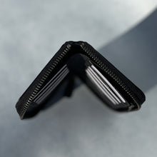 画像をギャラリービューアに読み込む, R zipper mini wallet Rファスナーミニ財布|enrio(エンリオ)