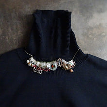 画像をギャラリービューアに読み込む, 冬の街//立体刺繍ネックレス|hanmmmo(ハンモ)