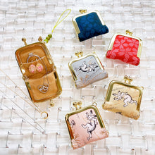 画像をギャラリービューアに読み込む, ジュエリーケース 金襴 ミニがま口 和柄ストラップ付|六屋(ムツヤ)