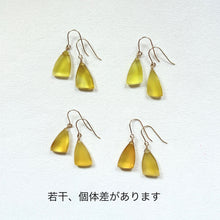 画像をギャラリービューアに読み込む, 変形トライアングル天然石ピアス|beads room mimo(ビーズルームミモ)