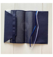 画像をギャラリービューアに読み込む, 文鳥さんがかわいいブックカバー【ブンコカバー】ネイビー&シルバー|コトリヨガ