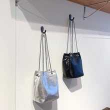 画像をギャラリービューアに読み込む, スネークチェーンメタリックミニバッグ|cache-cache(カシュカシュ)