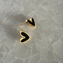 画像をギャラリービューアに読み込む, ブラックハートピアス|Novedad.(ノベダ)