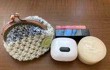 画像をギャラリービューアに読み込む, マーブルカラーの口金ポーチ グリーン、ピンク、ブルー|M'S CROCHET(エムズクロシェット)