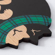 画像をギャラリービューアに読み込む, 【クリスマス限定パッケージ】木製コースター・プレート|ねこまみれ〈じんわりグリーン〉|Ten&O Art+Craft(テンアンドオー アートクラフト)