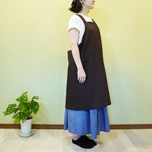 画像をギャラリービューアに読み込む, リネンのバッククロスエプロン|PlusDot+.(プラスドット)