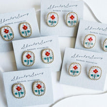 画像をギャラリービューアに読み込む, 赤いお花×チェック ピアス|slowly&starry(スローリーアンドスターリー)