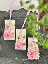 画像をギャラリービューアに読み込む, ボタニカルアロマサシェ(カーネーション)|Salon de Briller(サロンドブリエ)