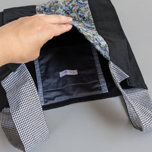 画像をギャラリービューアに読み込む, オーガンジーが可愛い手持ちタイプのアシメフリルバッグ|takutomo(タクトモ)