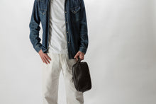 画像をギャラリービューアに読み込む, Tajima Cowhide 2Wayポーチ|D.L.P.(ディーエルピー)