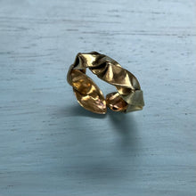 画像をギャラリービューアに読み込む, CROSSED RIBBONS(10)|Truph.BIJOUX(トリュフビジュー)